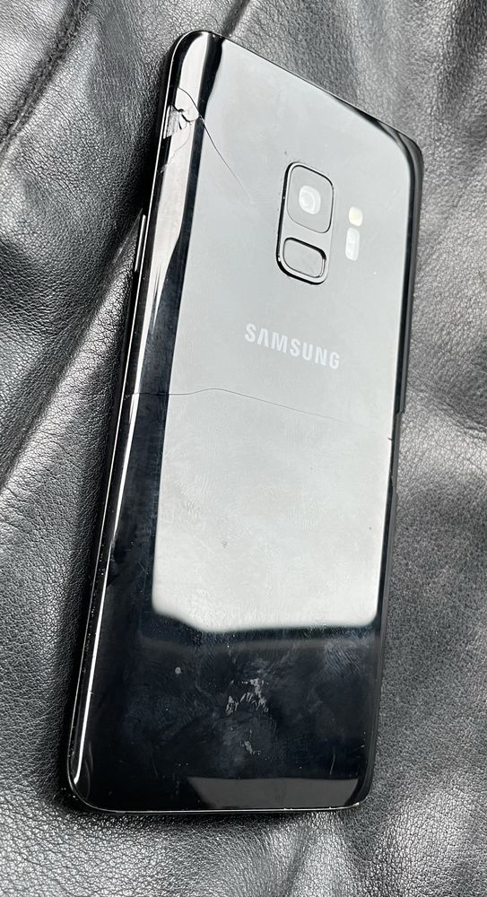 Samsung galaxy s9 zbity sprawny