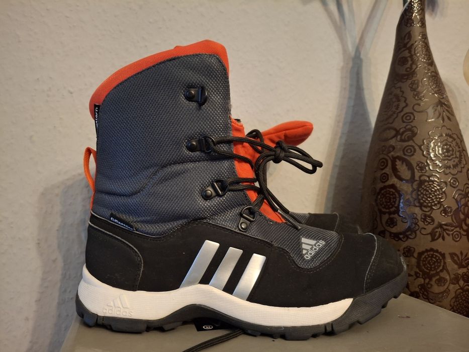 Adidas wysokie trekkingi damskie 40