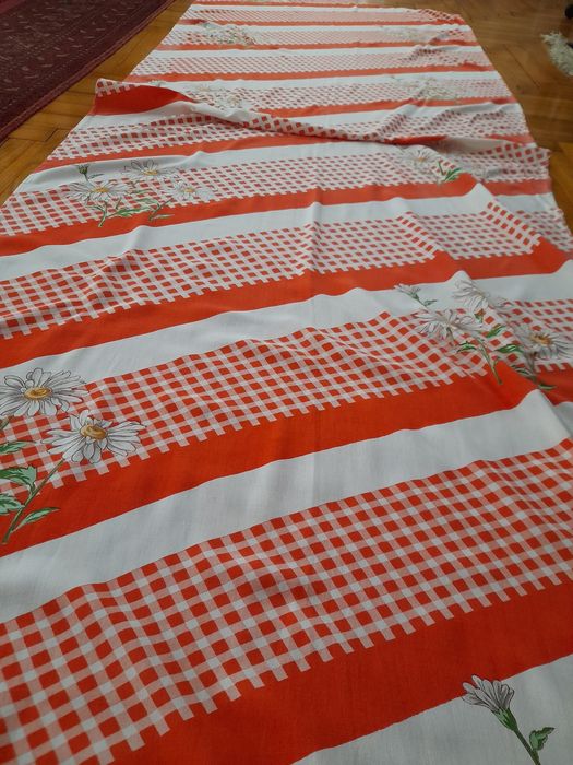 Zasłony z frędzlami vintage czerwone