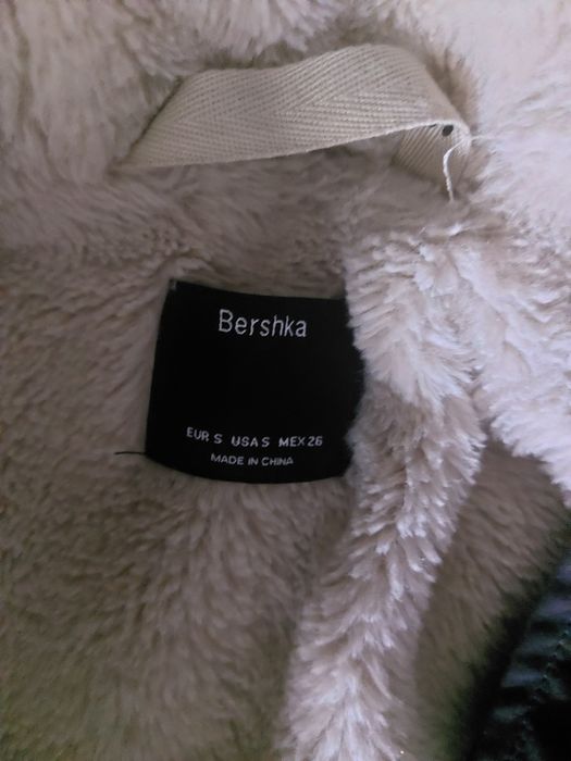 Casaco Bershka tam S