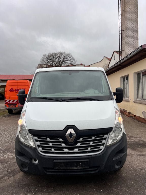 Бампер Renault Master III та ін. запчастини Рено Разборка