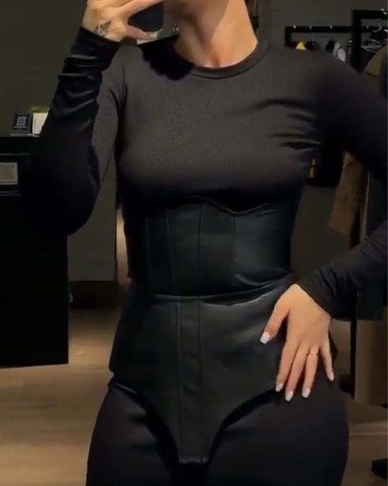 Кожанный корсет на затяжке