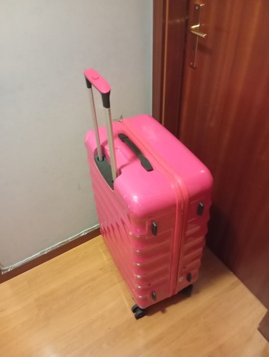 Vendo mala de viagem, mala de porão