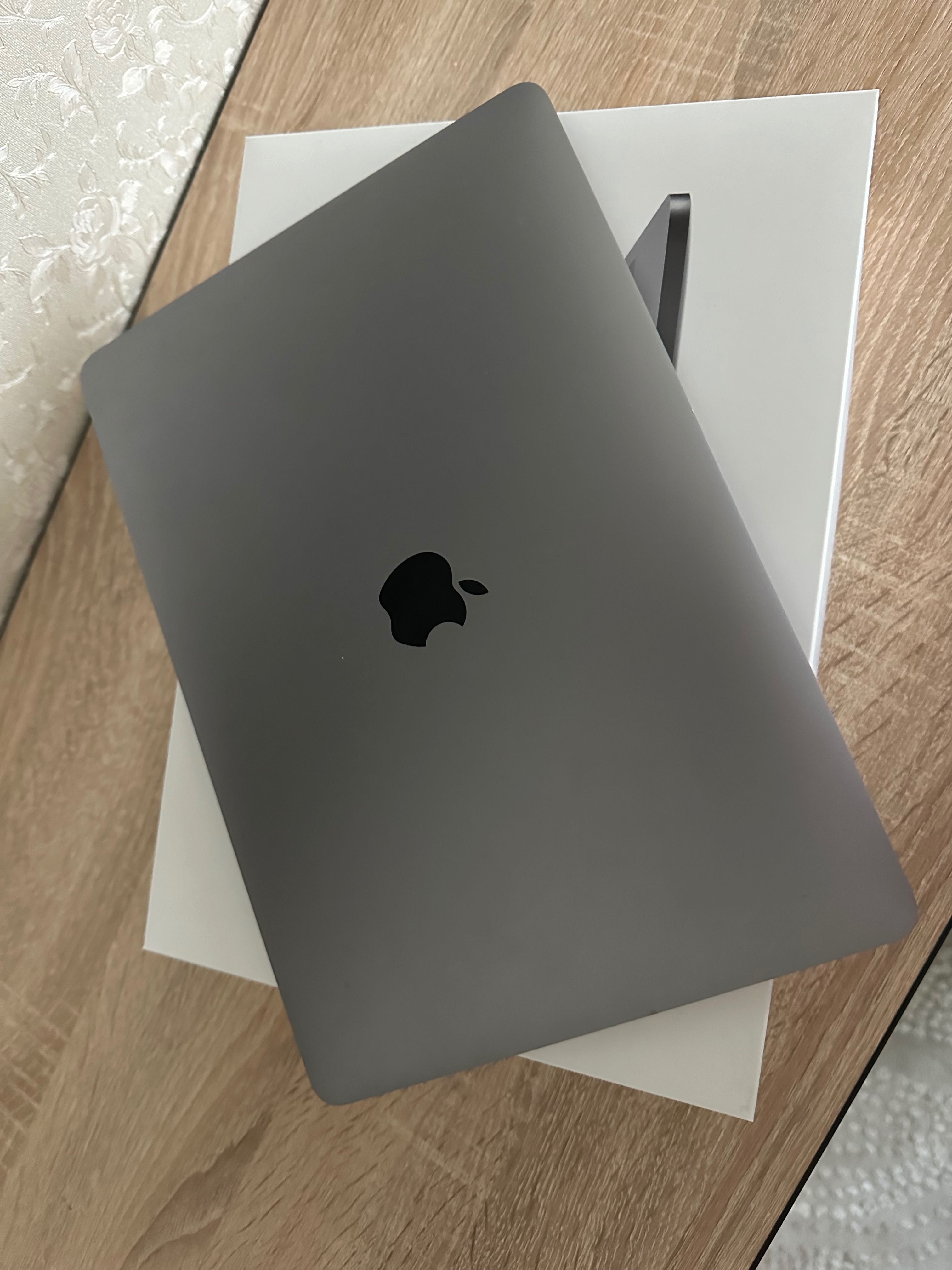 Apple MacBook Pro 13'' 2017