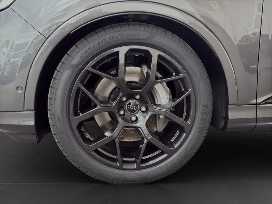 Audi Q7 S line 55 TFSI quattro 340 KM tiptronic OD RĘKI!
