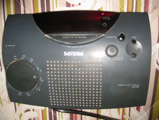 РАДИО ЧАСЫ philips aj 3150