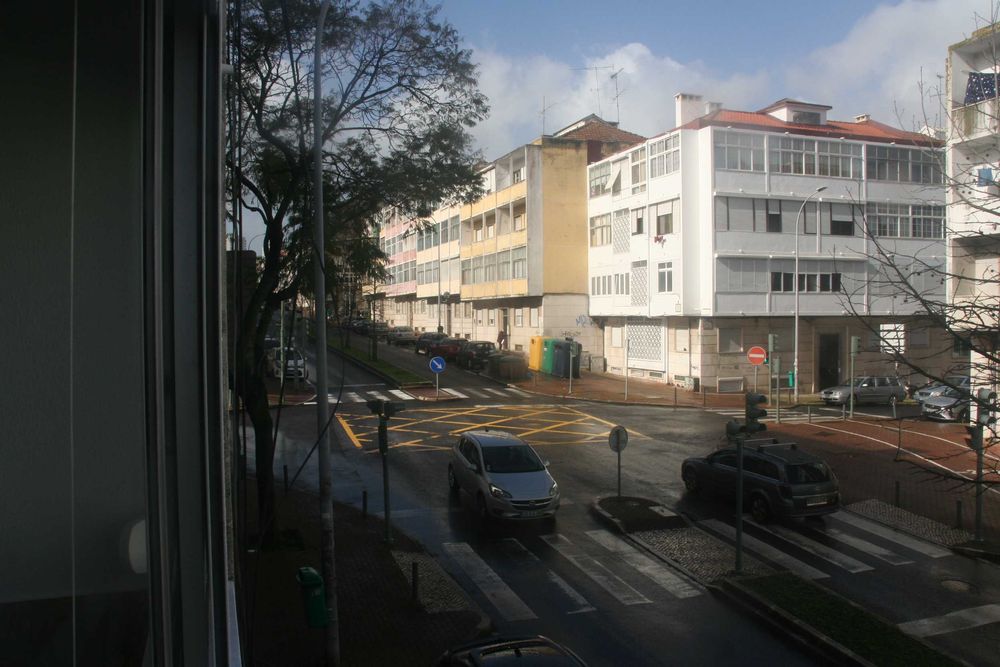 Aluguer de quarto a estudante ou professor
