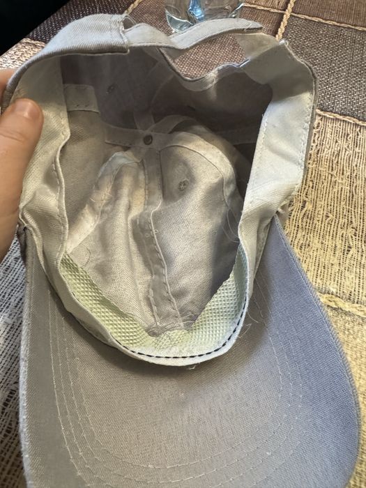 Męska czapka z daszkiem