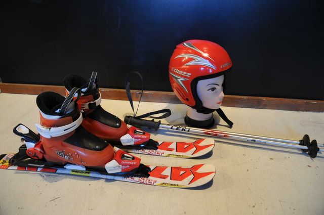komplet narciarski narty Atomic Redster 70 cm 80 cm 90 buty kijki kask