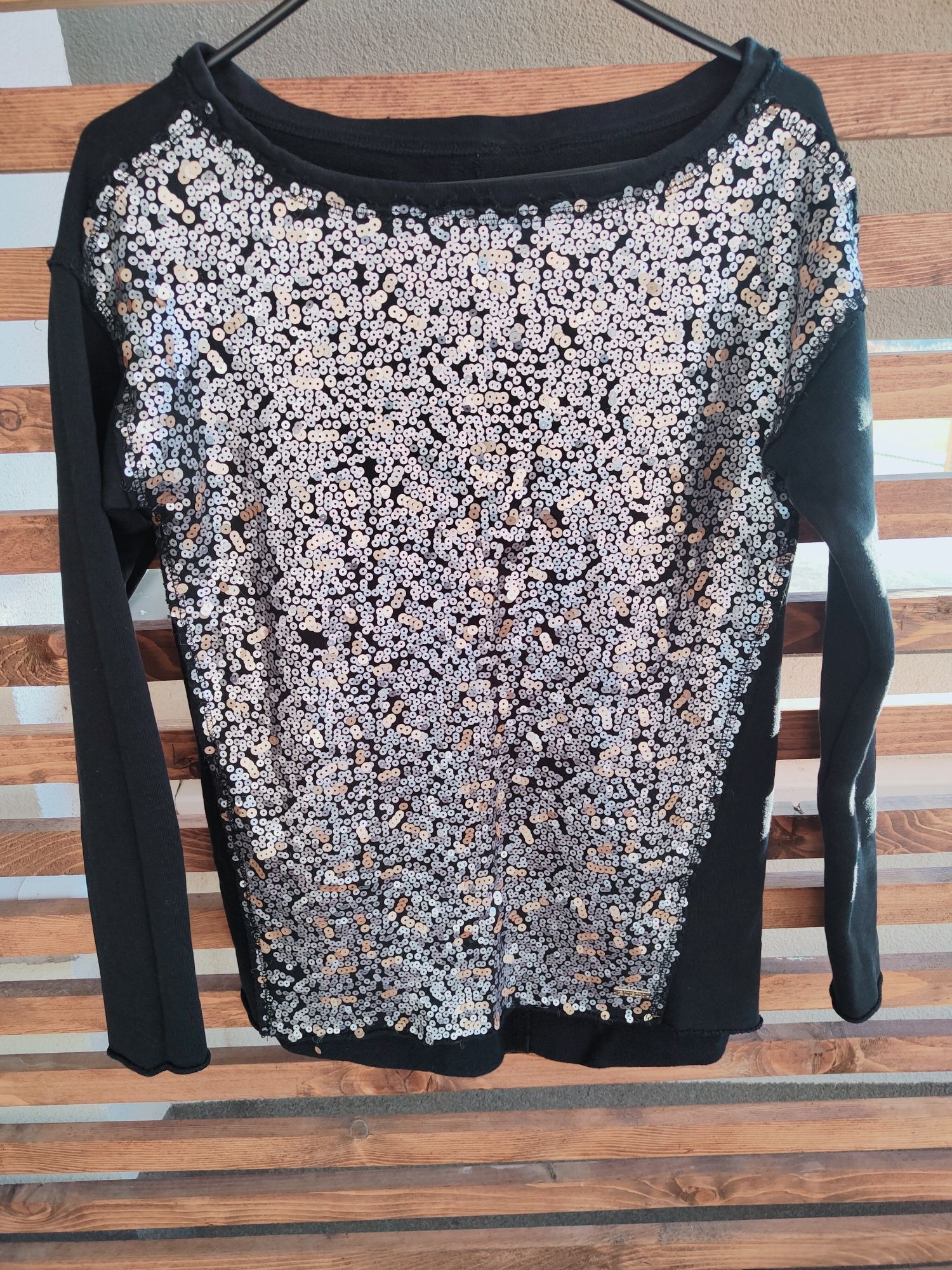 Bluza firmy Rubin rozmiar S/M cekiny