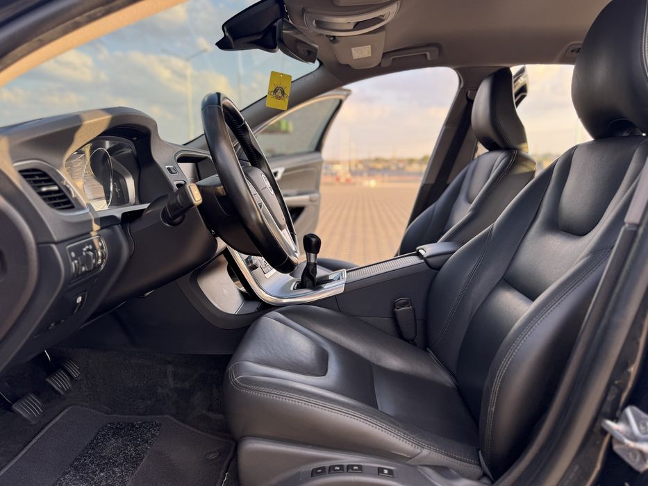 Продам Volvo V60