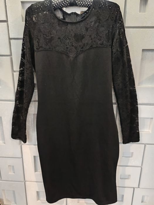 Sukienka czarna rozmiar Xl firma Tomy Rose