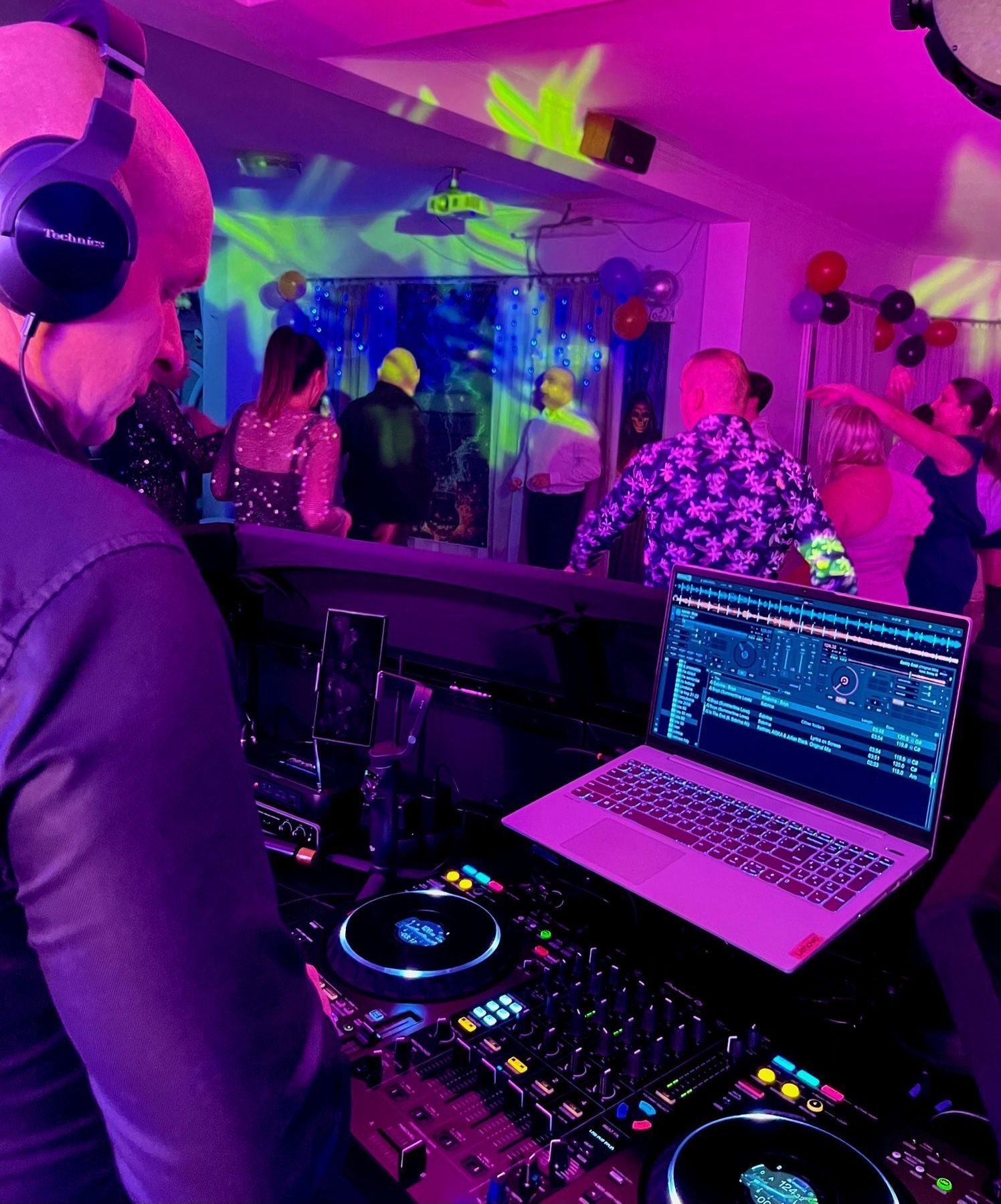 Dj wodzirej na wesele ,  urodziny, imprezy okolicznościowe, wesela