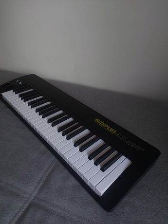 Midiplus ak490+ keyboard