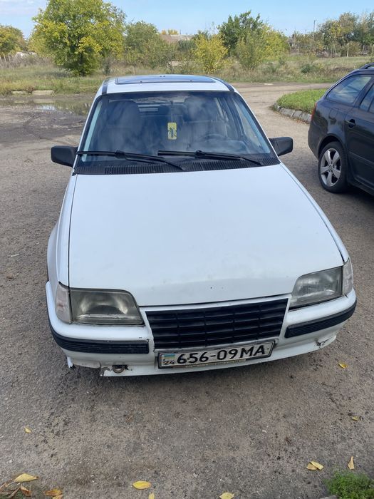 Продам опель кадет