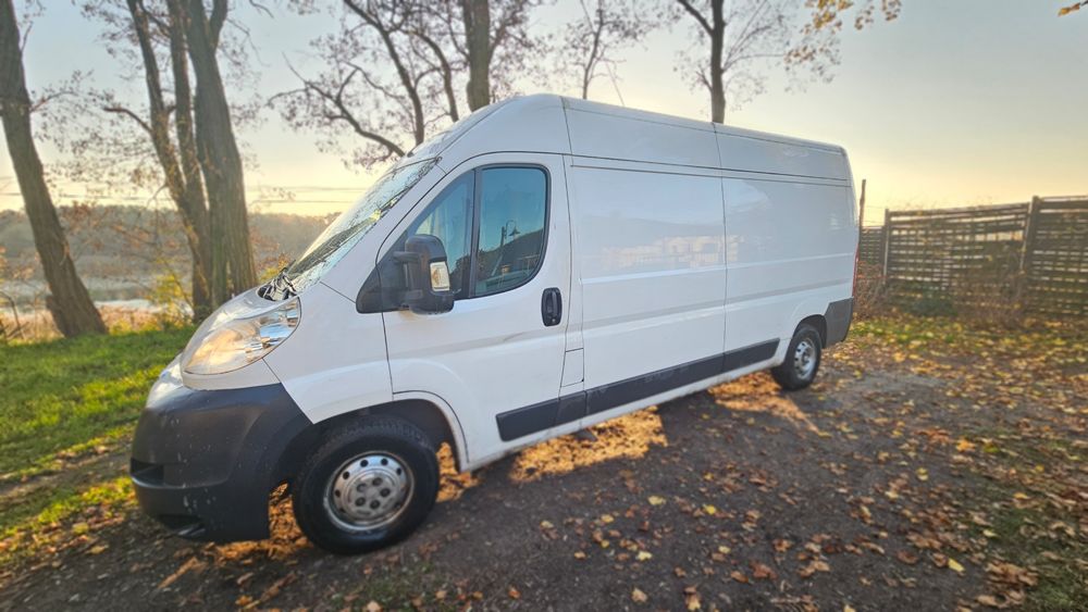 Peugeot boxer manualny biały bus