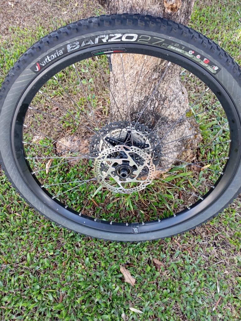 Rodas 27,5 com pneus
