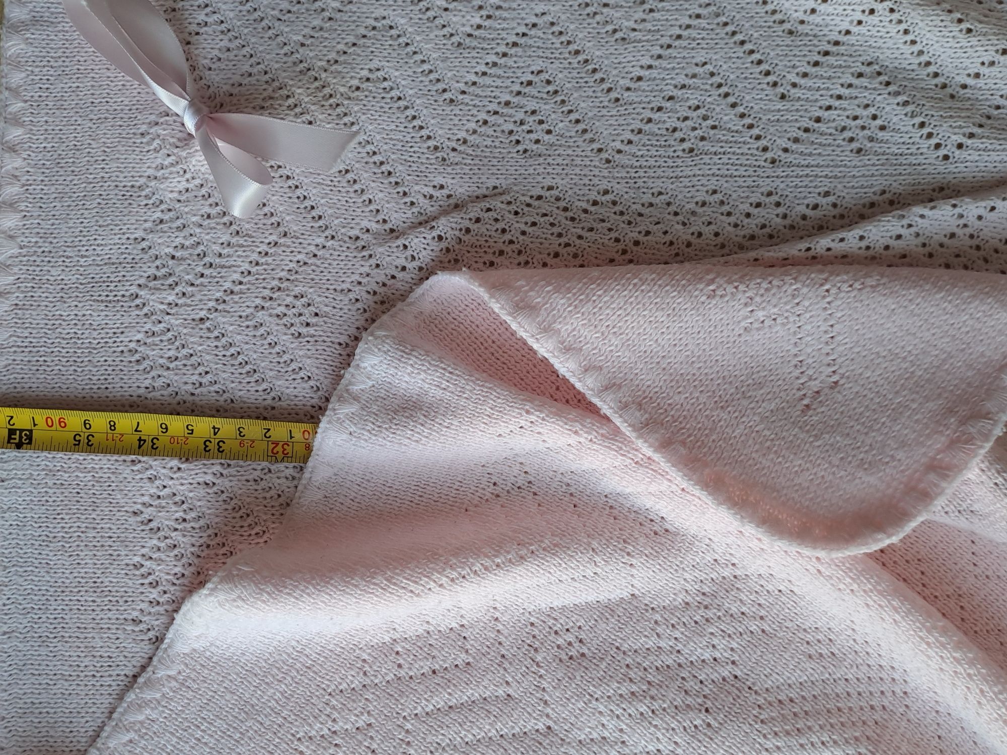 Manta de bebé cor de rosa em malha