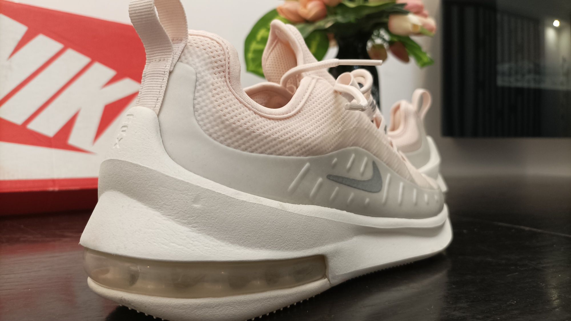 Adidas y Nike Womens WMNS Air Max Axis 'Light Soft Pink' 40/41 Piękne