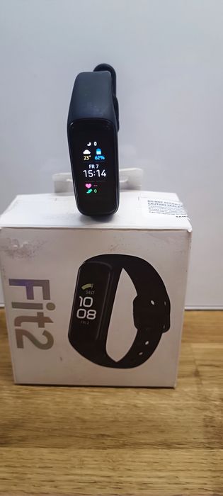 Smartwatch Samsung FIT 12 nowy
