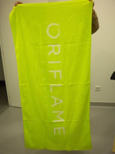 Toalha Verde Oriflame Nova