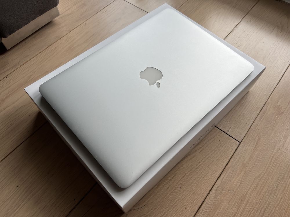 Idealny MacBook Air 13” 8/256+128 GB w PERFEKCYJNYM stanie!