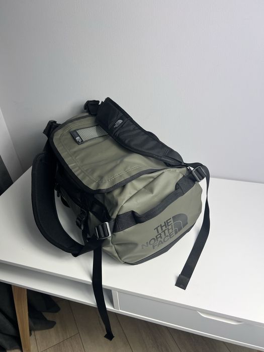 Дорожня туристична сумка-рюкзак The North Face XS / 31 L
