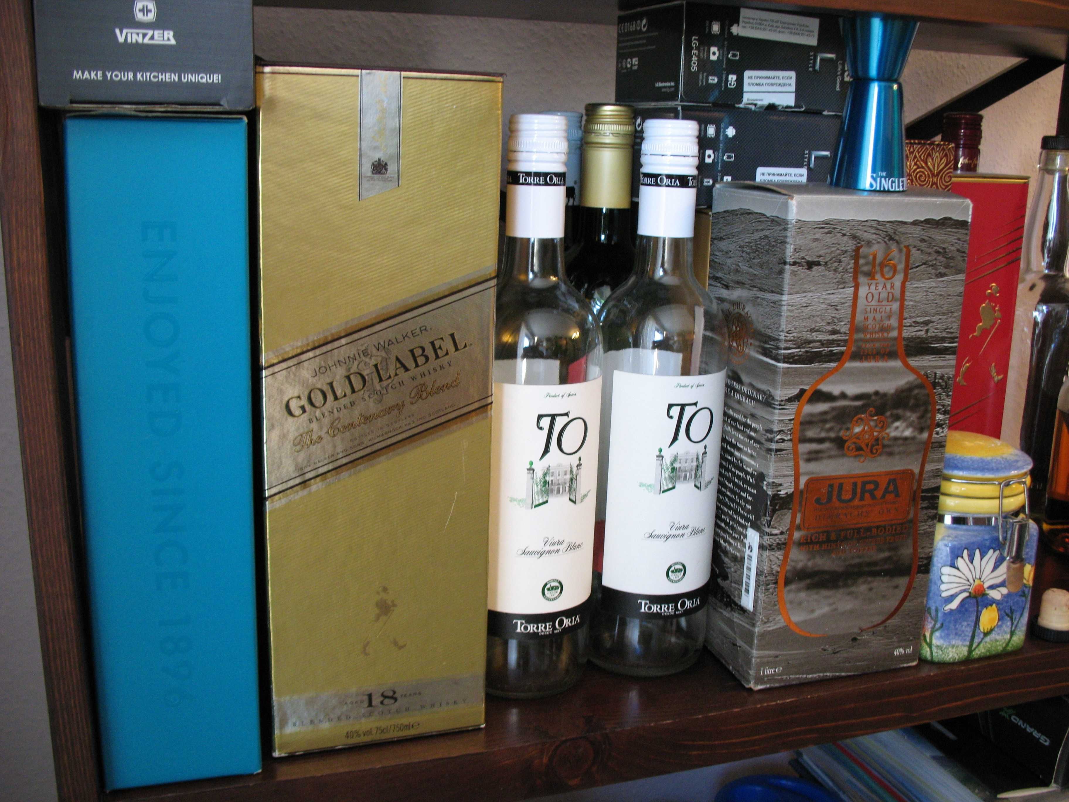 JOHNNIE WALKER GOLD LABEL 18 years 750 ml бутылка в тубусе в коллекцию