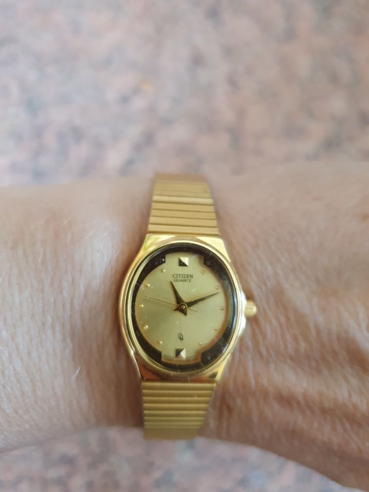 Citizen Quartz vintage zegarek damski złoty metalowy