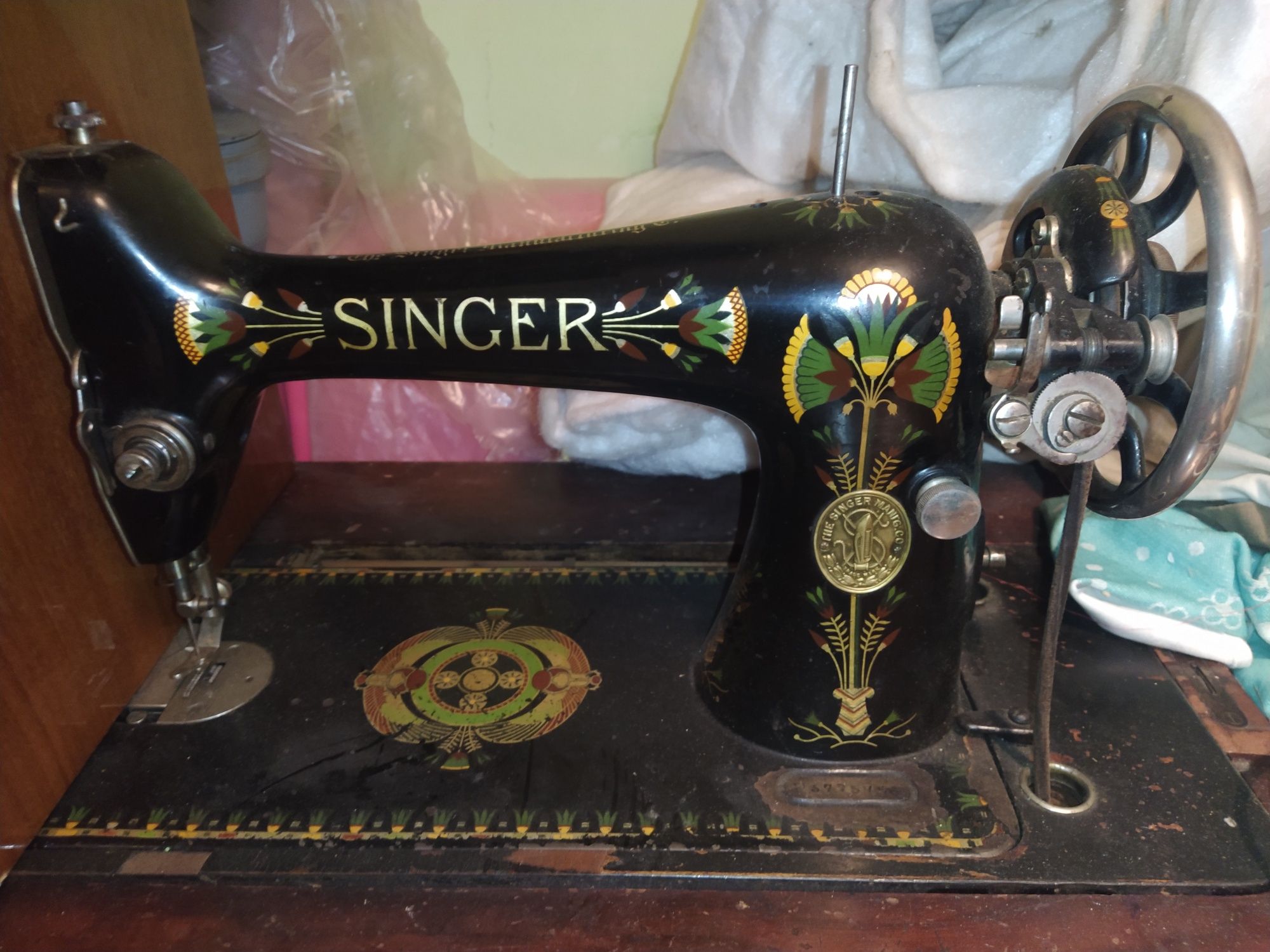 Продам швейну машинку Singer