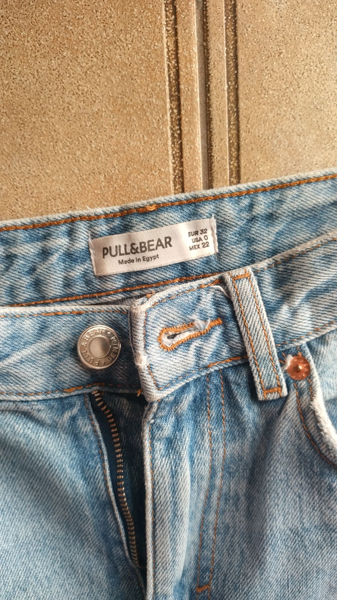 штани Pull and Bear