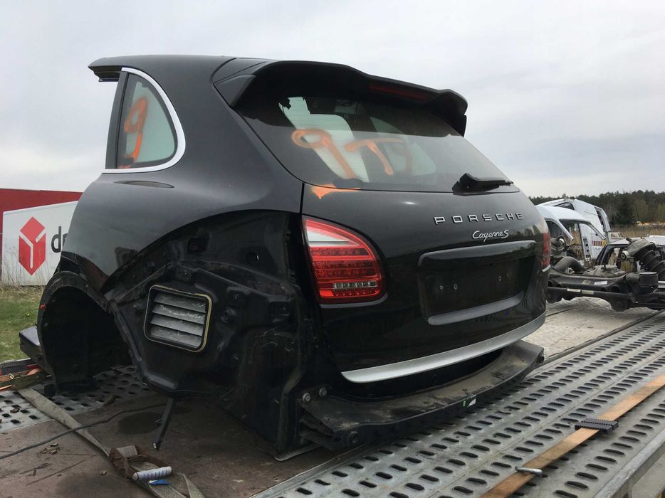 Разборка Porsche Taycan Macan Cayman CAYENNE PANAMERA бампер