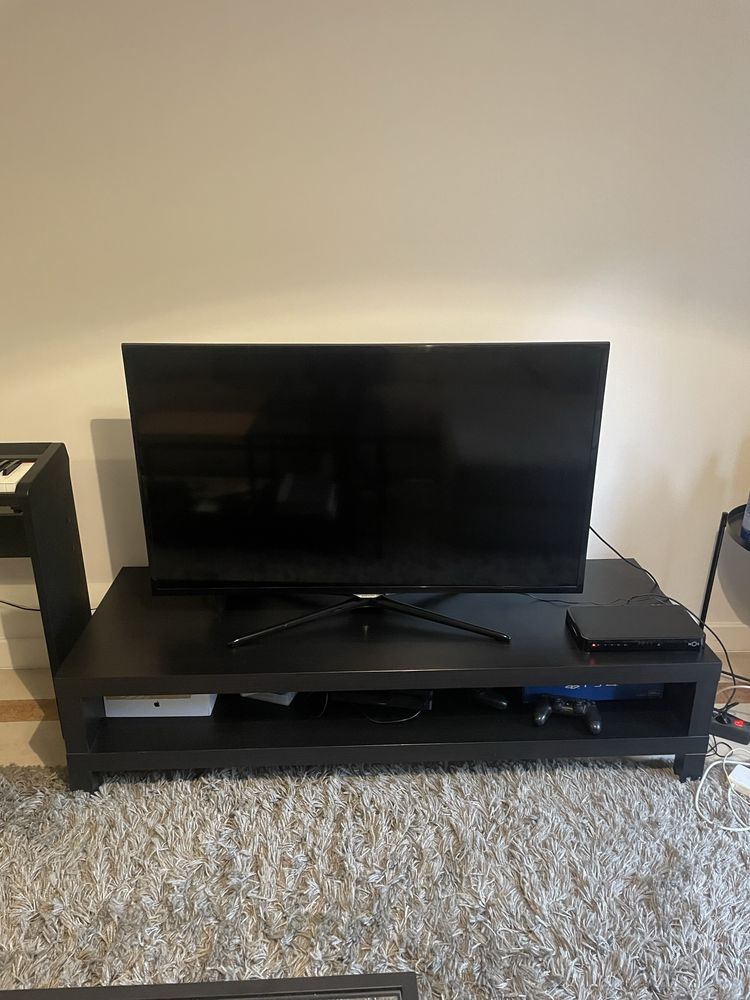 Movel TV IKEA em bom estado
