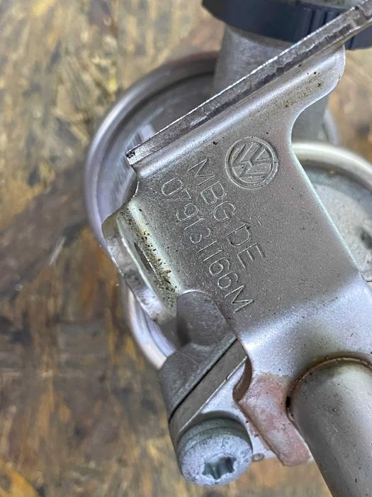 Zawór EGR Audi A6 C6 A8 4.2 BVJ