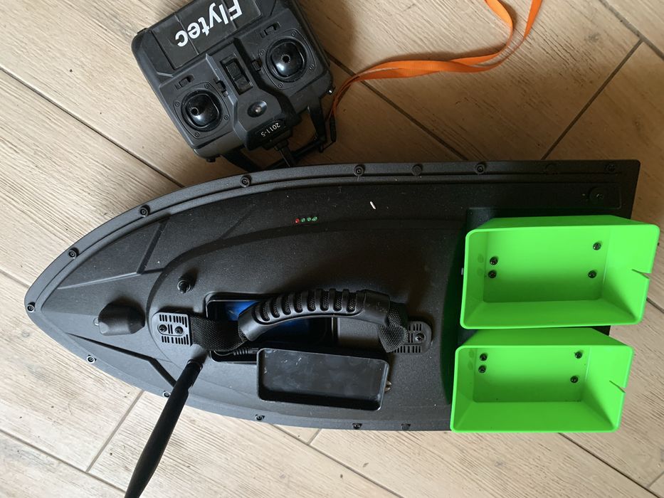 Кораблик для рибалки Flytec