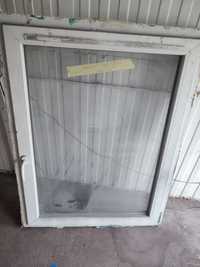 Okno plastikowe 100x130 do garażu skrytki