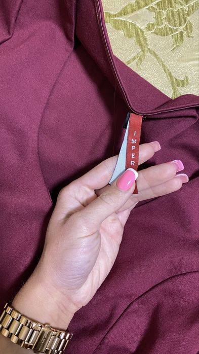 Нова сукня Imperial