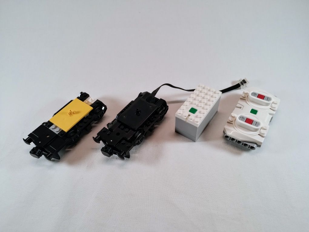 Lego Powered Up, elektronika, zestaw jezdny do lokomotywy