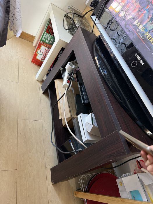 Mõvel de tv para restaurar