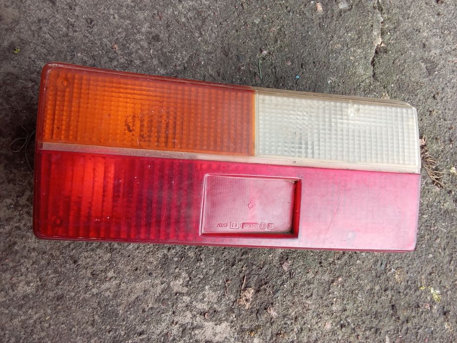 Ваз 2107 новый , правый