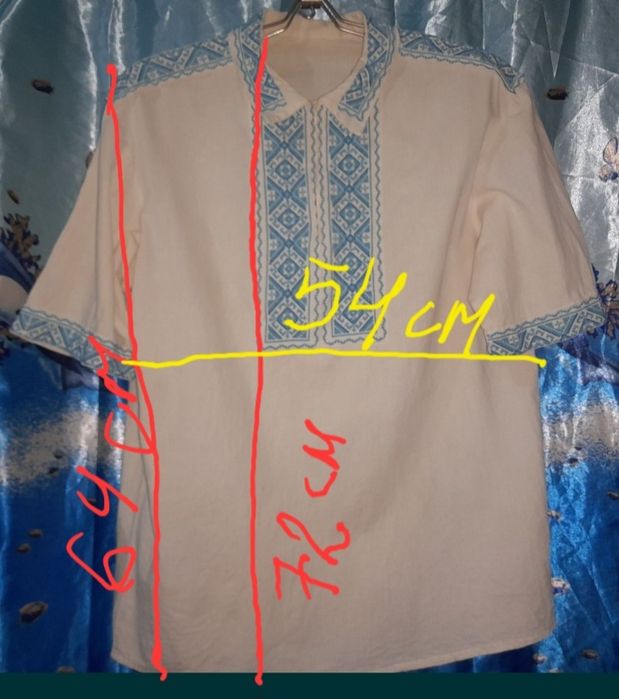 Вишиванка вишита хрестиком з льняної тканини і дитяча маленька.