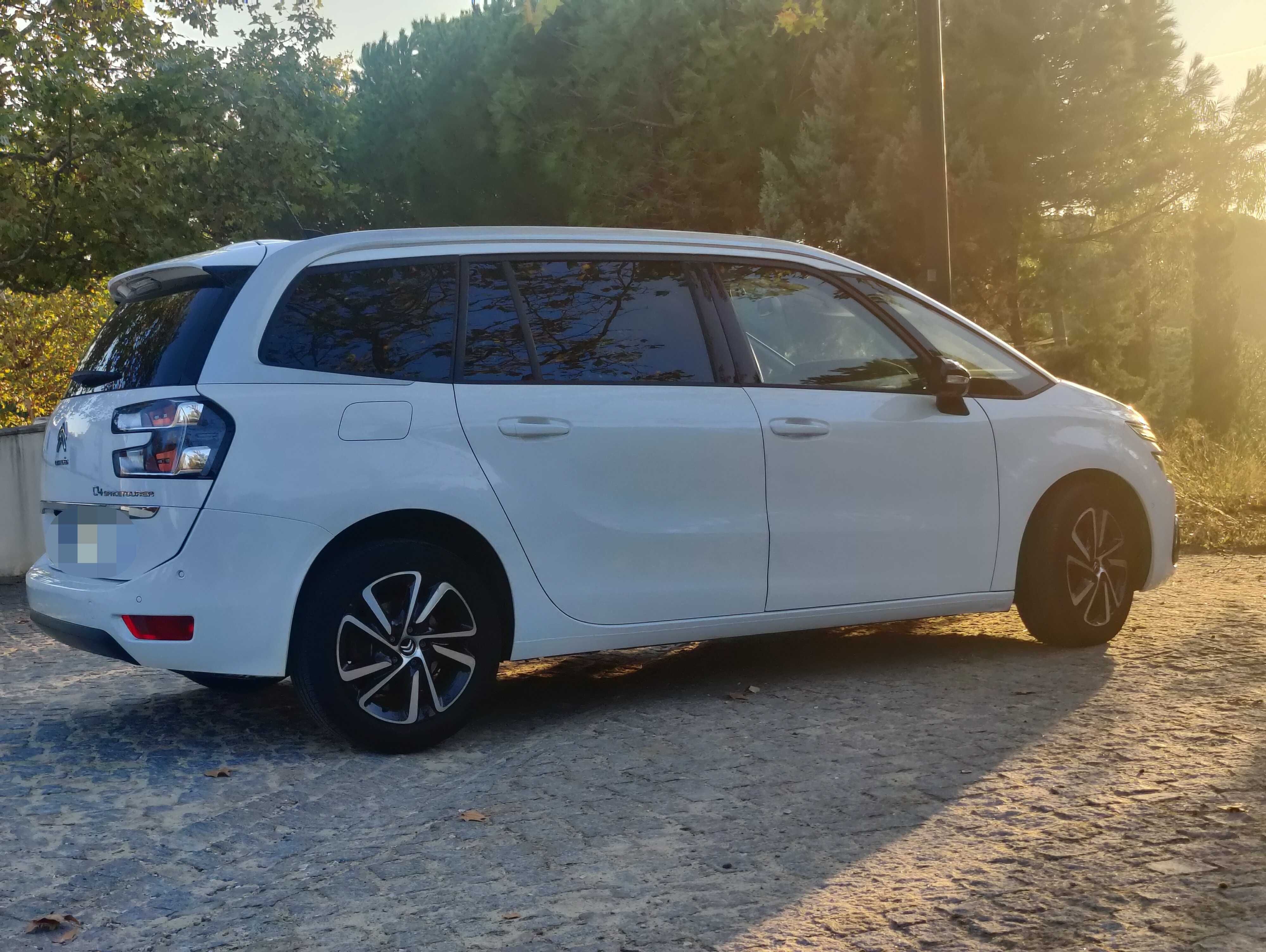 Citroen Grand C4 Spacetourer  (CAIXA AUTOMÁTICA 7 Lugares)