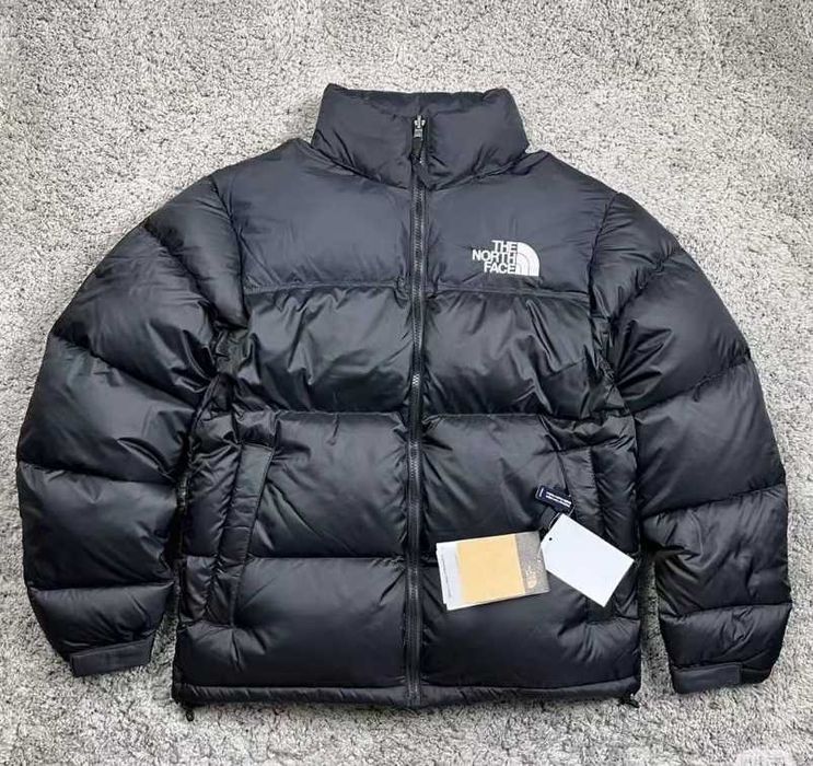 Czarna kurtka puchowa M