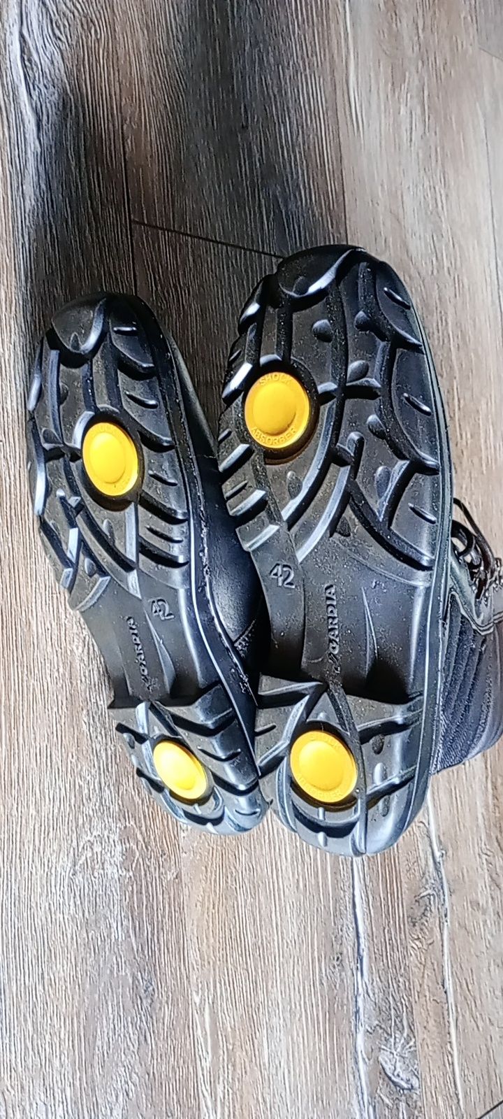 Buty militarne rozmiar 42