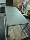 Mesa aluminio e vidro temperado