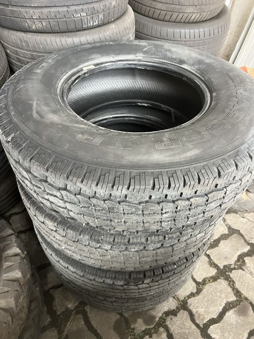 Conjunto pneus General 235/85/16