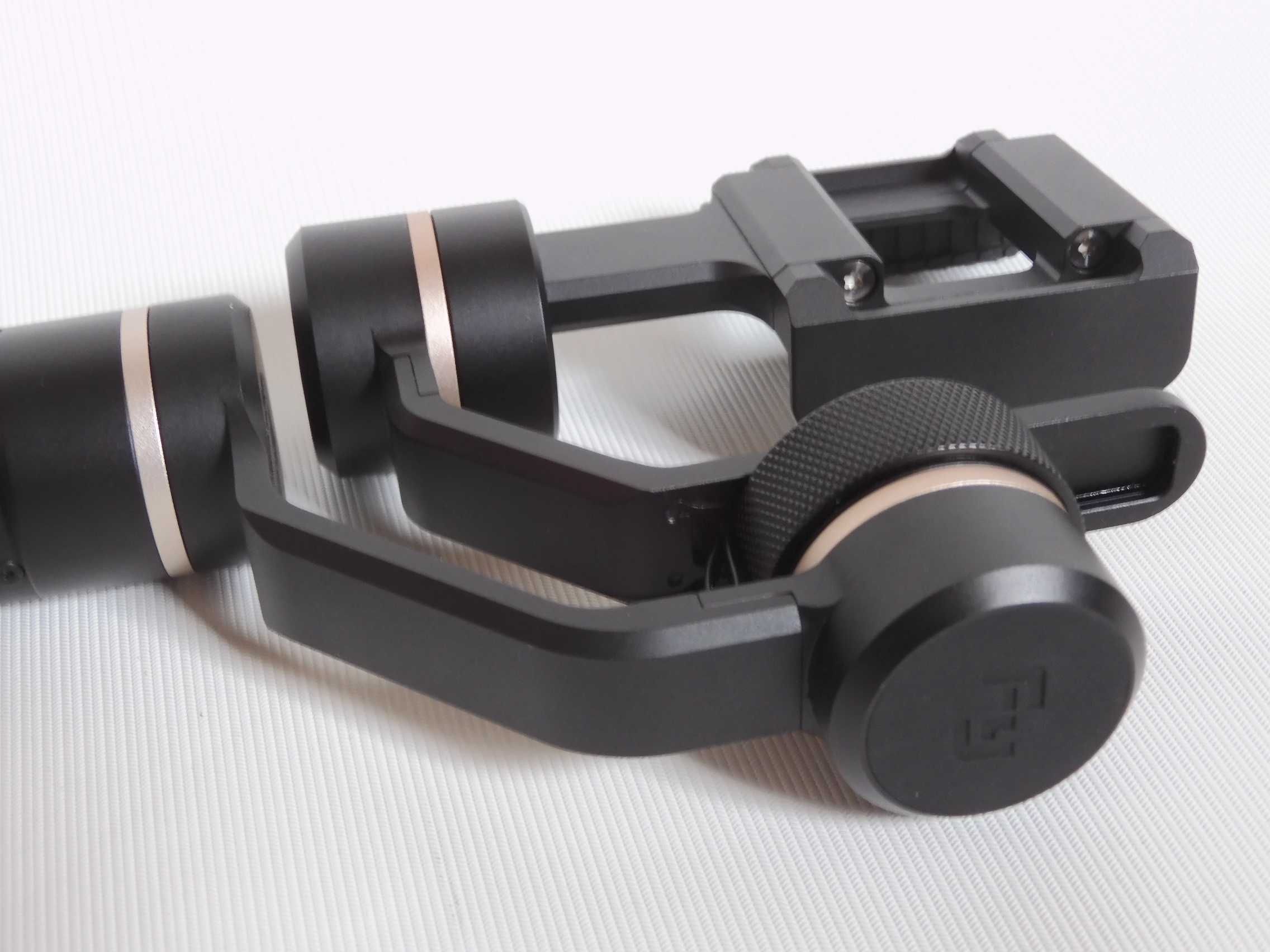Gimbal FEIYUTECH z futerałem