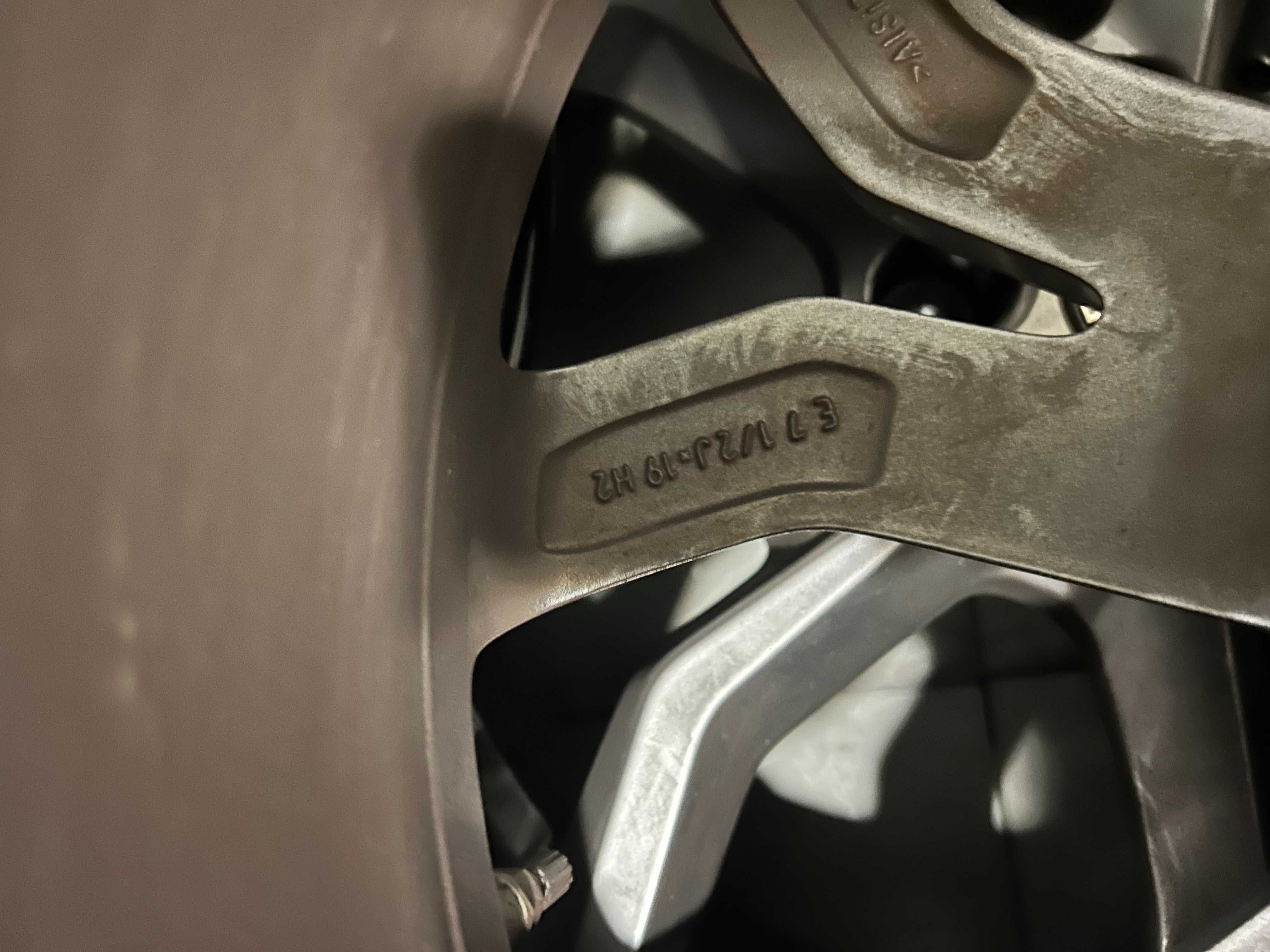 Koła felgi opony BMW X3 G01 R19"
