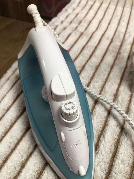 Электроутюг дорожный