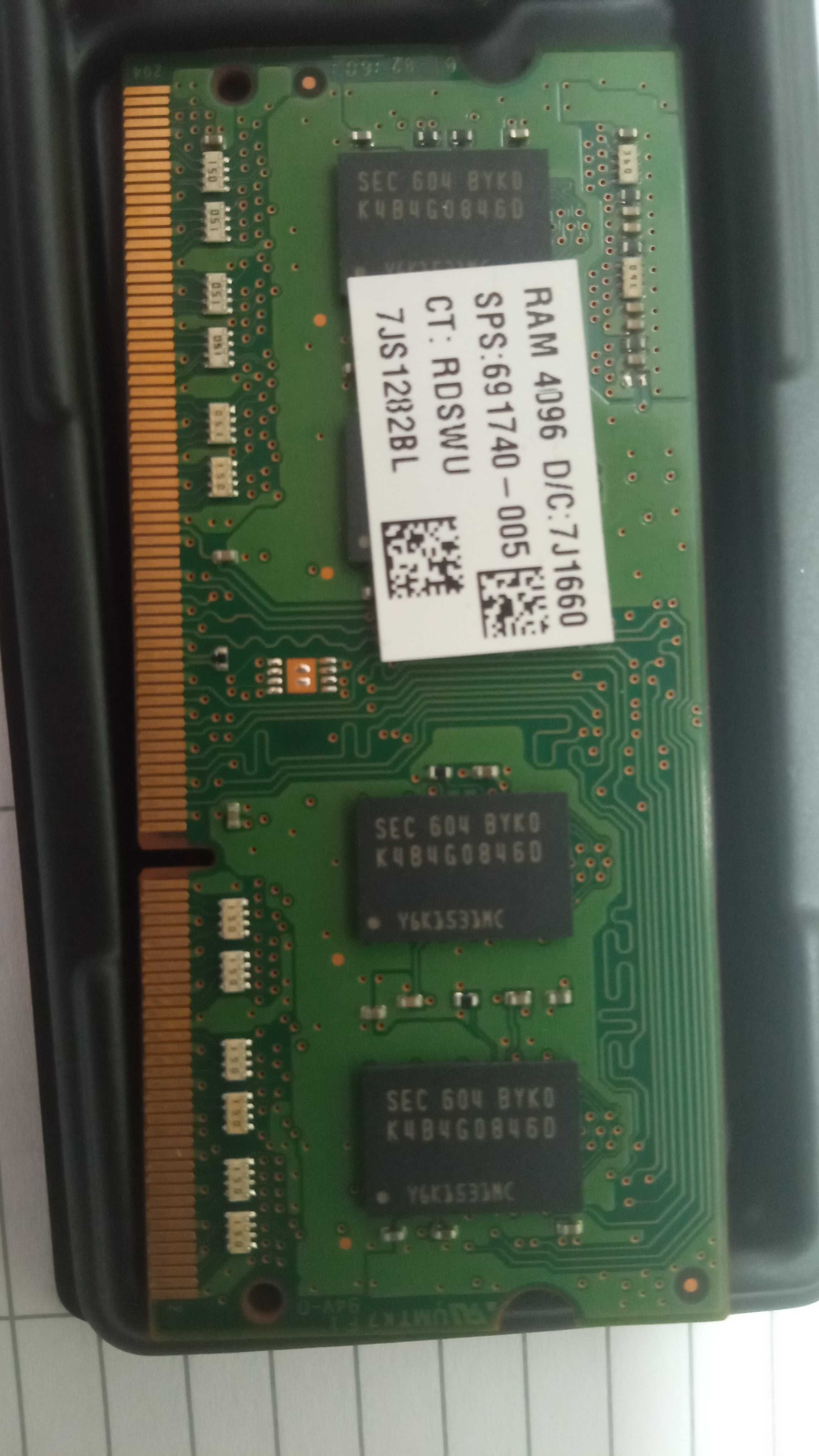 CD-ROM, Оперативна пам'ять Samsung 4 GB, RAM - 4096MB,DDR, корпус